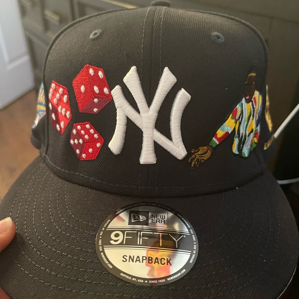 New Era snap back with Biggie & Dice